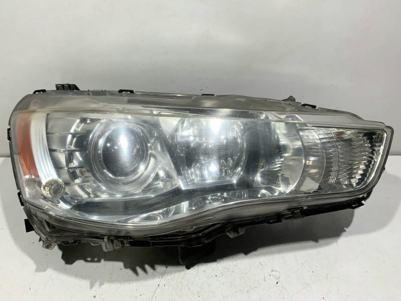 Far dreapta xenon 8301B558 Mitsubishi Outlander 2 (2006-2012)