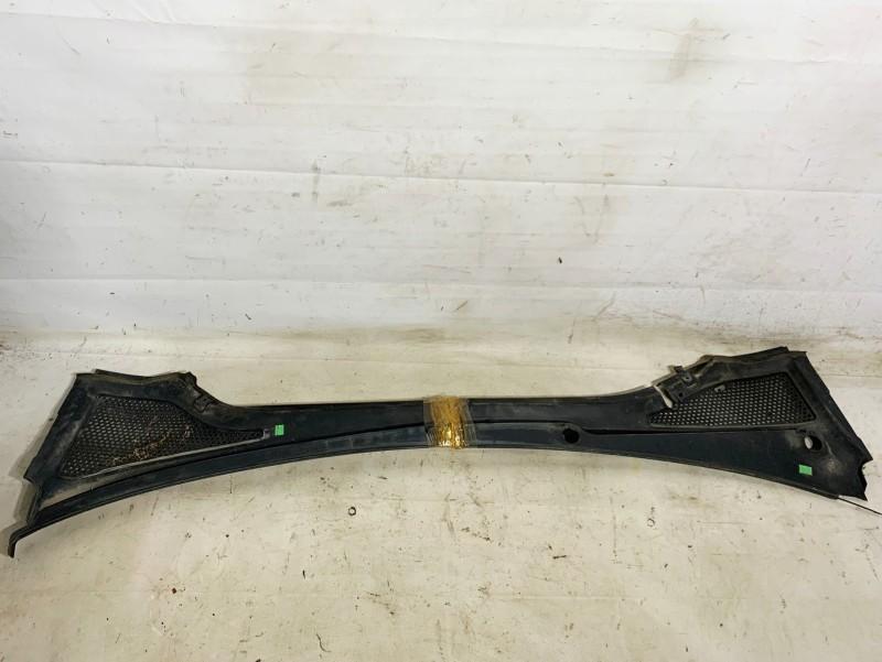 Grila stergator parbriz 5G1819403A Volkswagen Golf 7 (2012-2017)